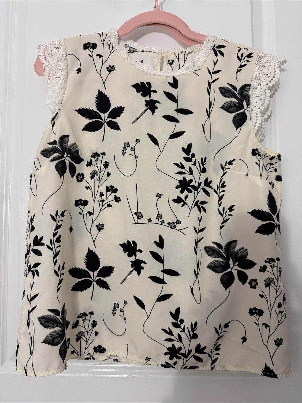 Lace-Trim Floral Print Sleeveless Top - Cream/Black